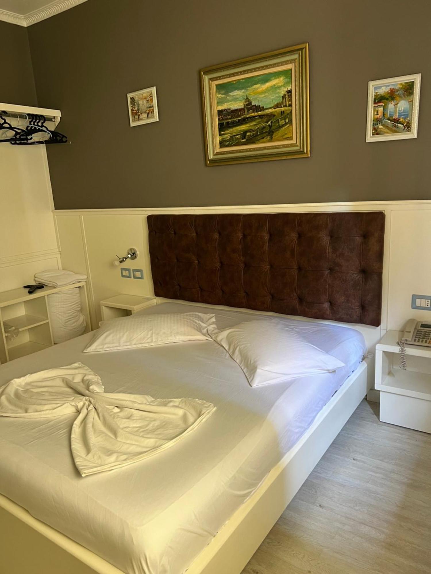 Kastria 4* Tirana
